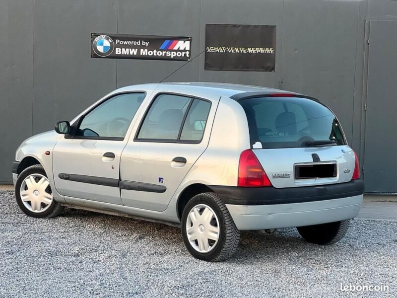 RENAULT CLIO II 2000