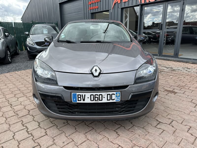 RENAULT MEGANE III 3/5 portes 2011