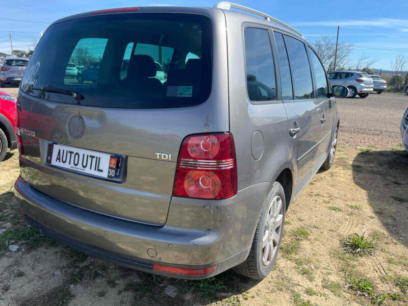 VOLKSWAGEN TOURAN 2007