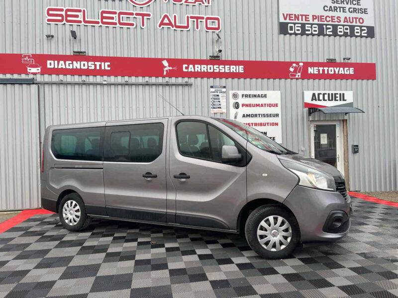 RENAULT TRAFIC III Autobus/Autocar 2018