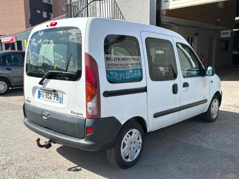 RENAULT KANGOO 5 PLACES