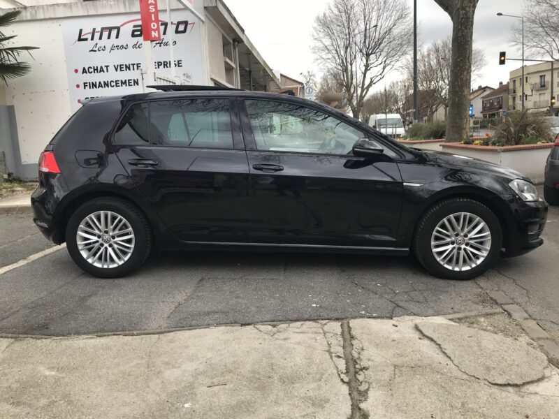 VOLKSWAGEN GOLF VII 2014