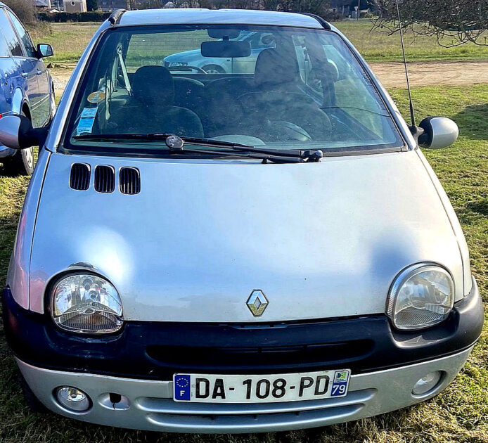 RENAULT TWINGO I 2004