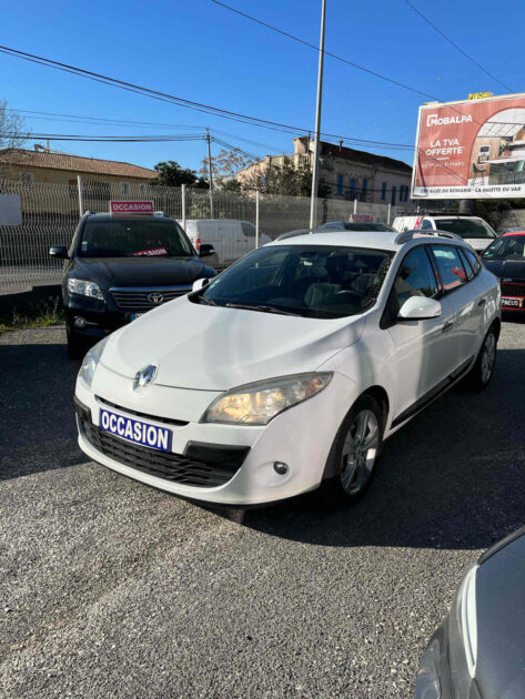 MEGANE III Grandtour Finition:1.5 dCi