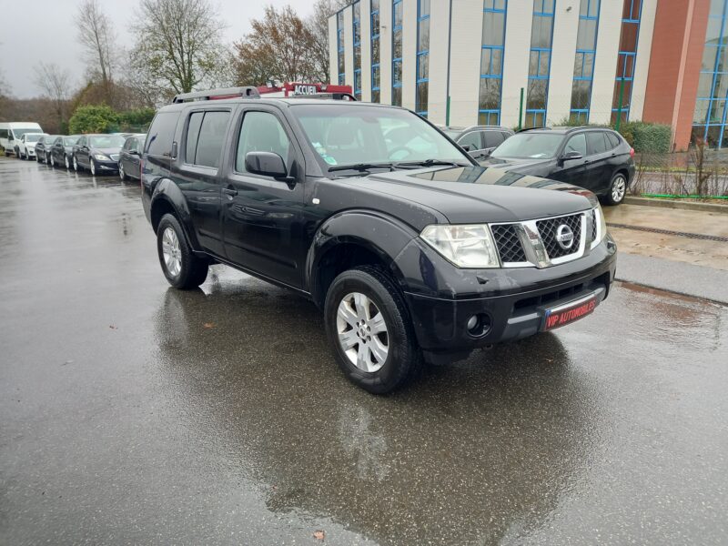 NISSAN PATHFINDER III 2005