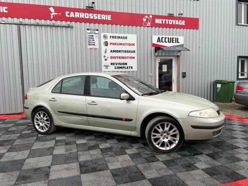 RENAULT LAGUNA 2003