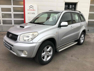 TOYOTA RAV 4 II 2004