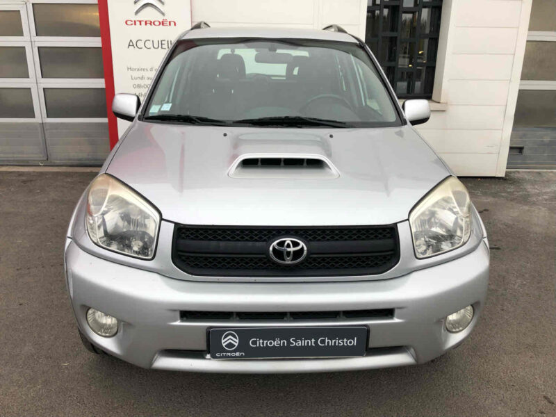 TOYOTA RAV 4 II 2004