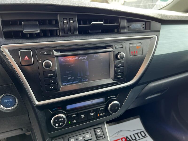 TOYOTA AURIS 2013