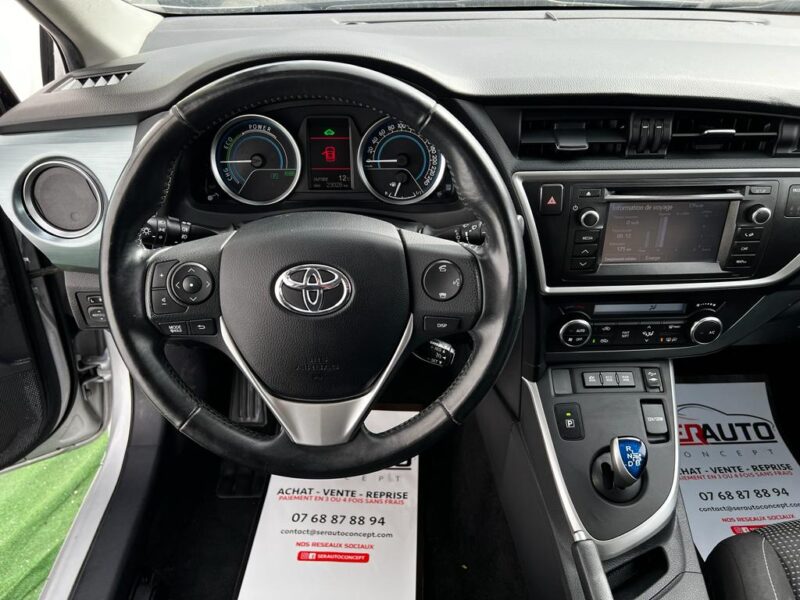 TOYOTA AURIS 2013