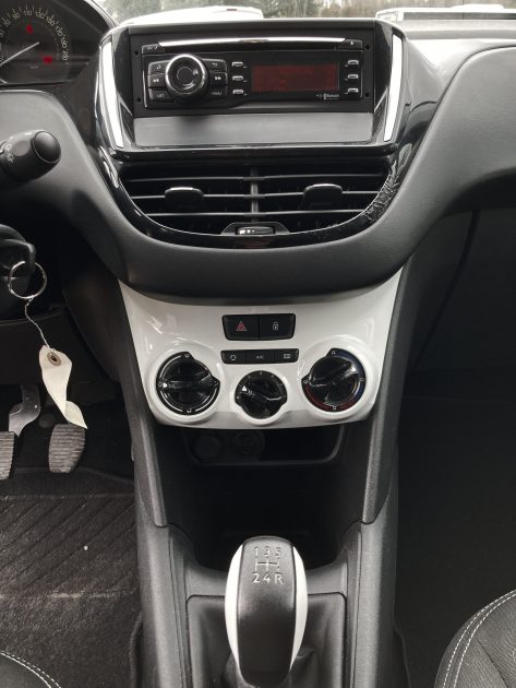 PEUGEOT 208 I 2018