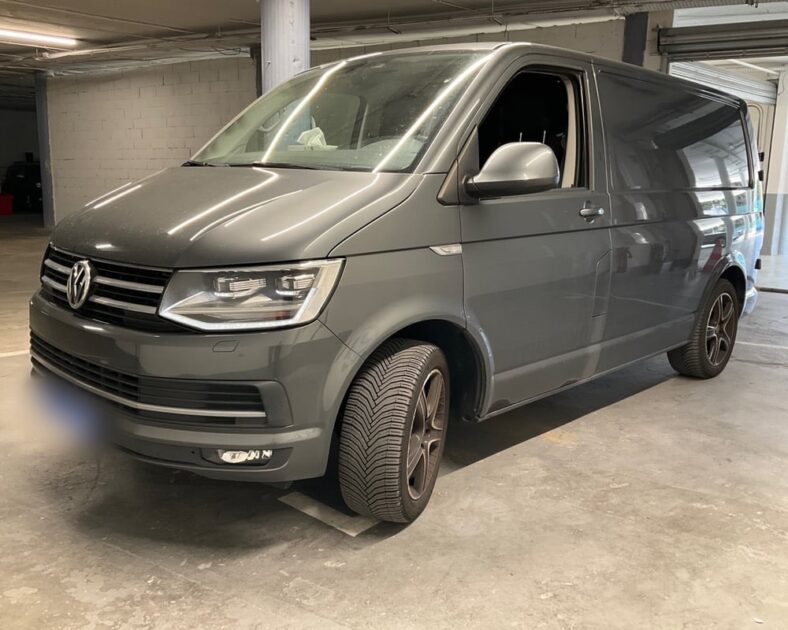 VOLKSWAGEN TRANSPORTER L1H1 2.0 TDI 140 DSG7 BUSINESS LINE PLUS Garantie 12 Mois