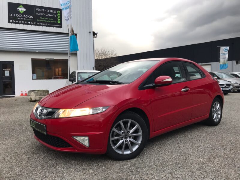 HONDA CIVIC VIII - 2.2 I-CDTi EVOLUTION 140cv - GARANTIE 6 MOIS