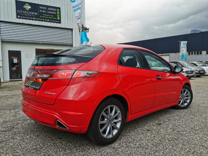 HONDA CIVIC VIII - 2.2 I-CDTi EVOLUTION 140cv - GARANTIE 6 MOIS