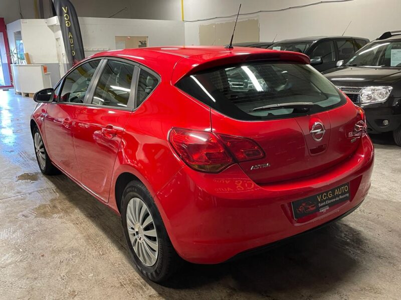 OPEL ASTRA J 2010