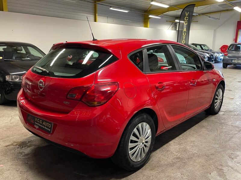 OPEL ASTRA J 2010