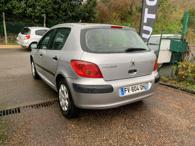 PEUGEOT 307 1.4i 75CV