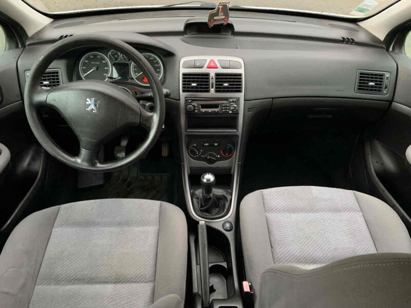 PEUGEOT 307 1.4i 75CV