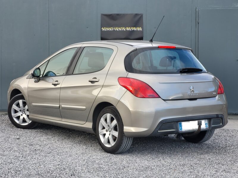 PEUGEOT 308 2012