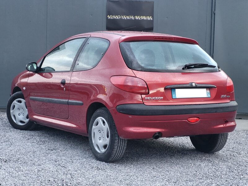 PEUGEOT 206 2001