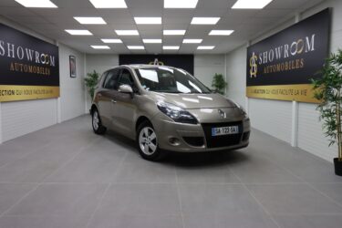 RENAULT SCENIC 2010