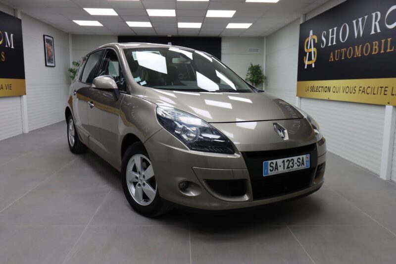 RENAULT SCENIC 2010