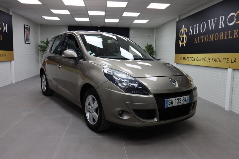 RENAULT SCENIC 2010