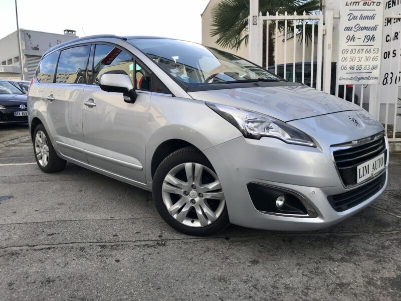 PEUGEOT 5008 2014