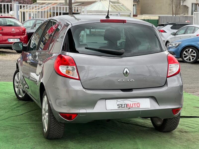 RENAULT CLIO III 2009