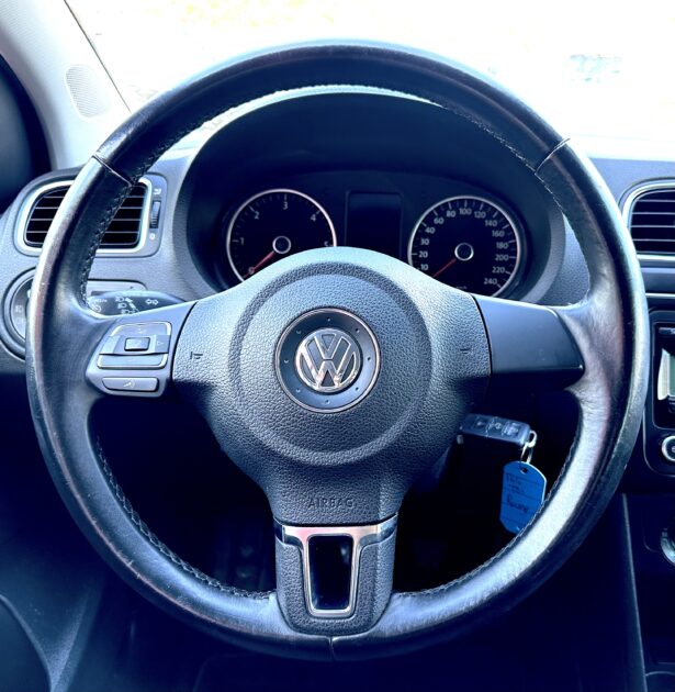 VOLKSWAGEN POLO V 2009