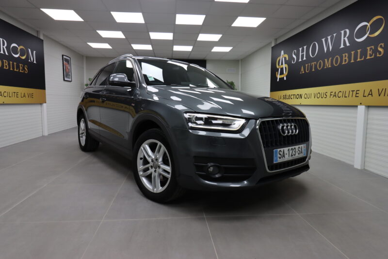 AUDI  Q3 2012