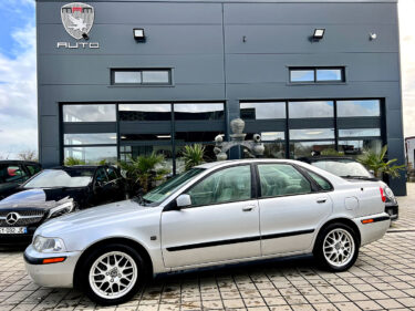 VOLVO S40 2002