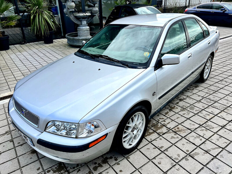 VOLVO S40 2002