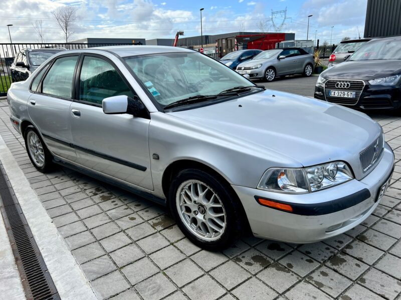 VOLVO S40 2002