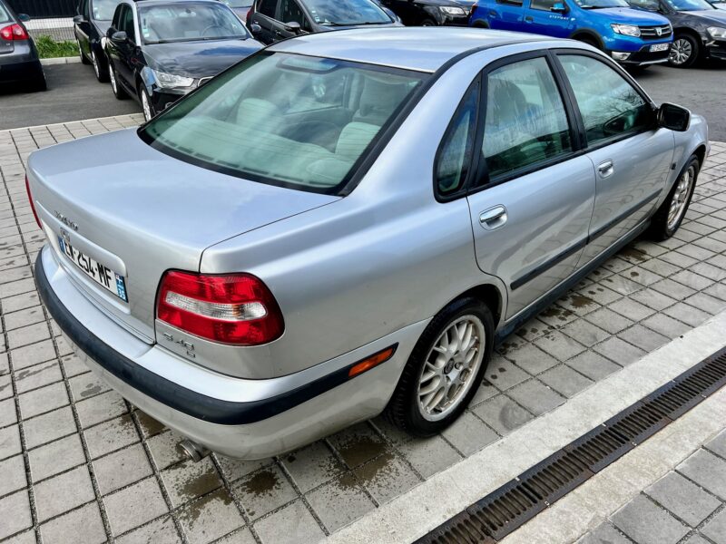 VOLVO S40 2002