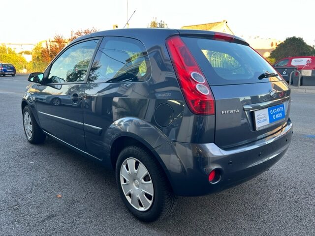 FORD FIESTA 1,4 STYLE AUTOMATIQUE 2008