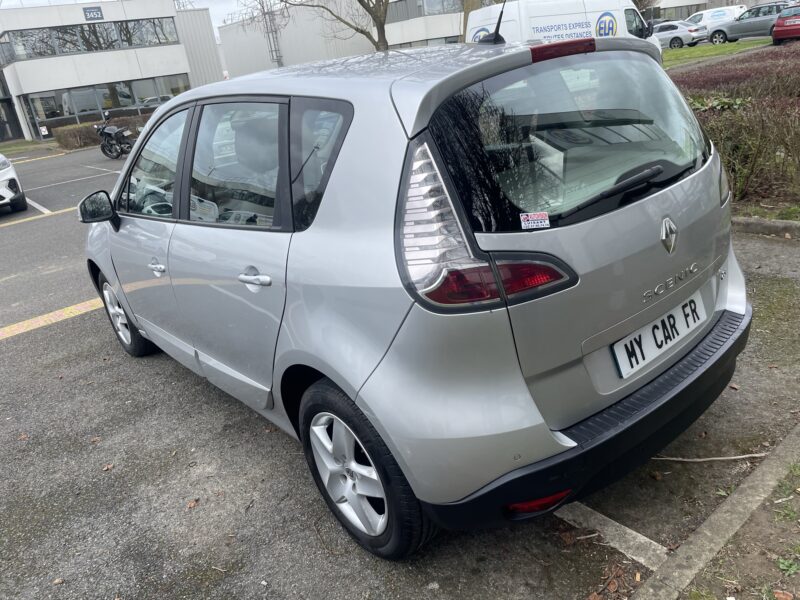 RENAULT SCÉNIC III 2014