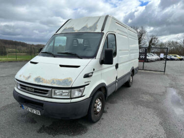 IVECO DAILY III Camionnette 2005