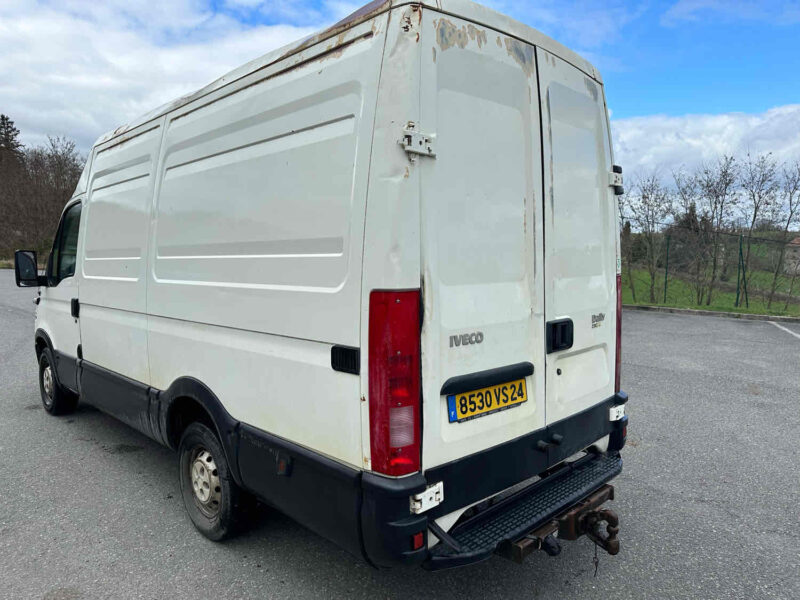 IVECO DAILY III Camionnette 2005