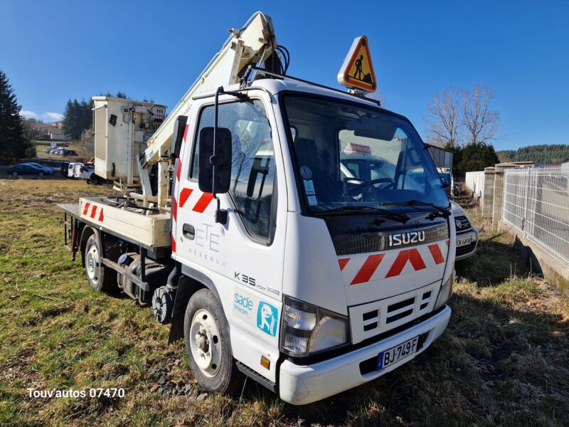 ISUZU ASTRO NACELLE 