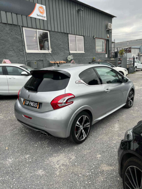 PEUGEOT 208  gti1.6 GTi 1598cm3 200cv