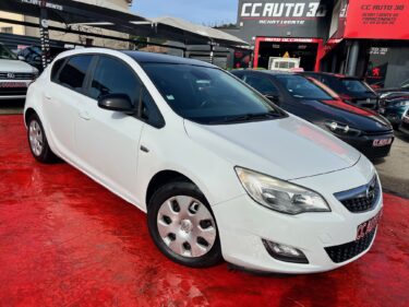 OPEL ASTRA J 2011