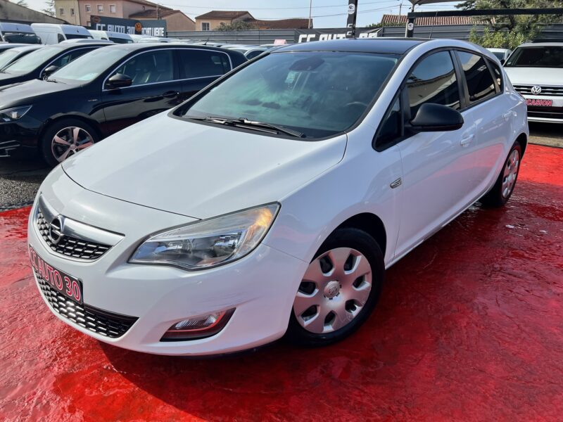 OPEL ASTRA J 2011