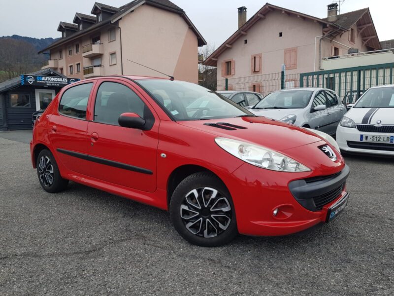 PEUGEOT  206+ 1.4i 75CV