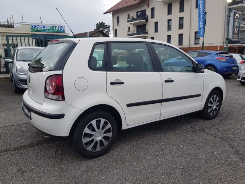 VOLKSWAGEN POLO IV 1.2i 60CV CONFORLTINE 