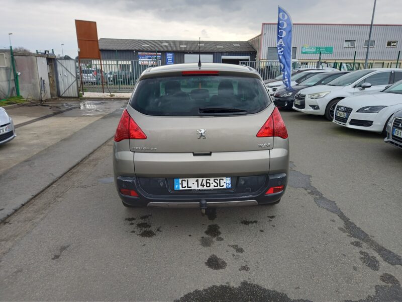 PEUGEOT 3008 Monospace 2012