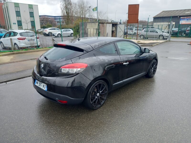 RENAULT MEGANE 2009