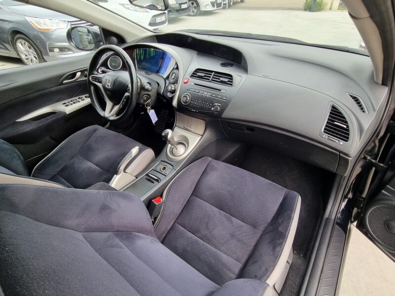 HONDA CIVIC 2.2 CTDi 140 Sport