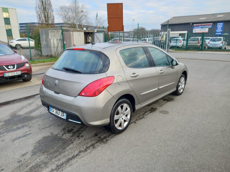 PEUGEOT 308 I 2010