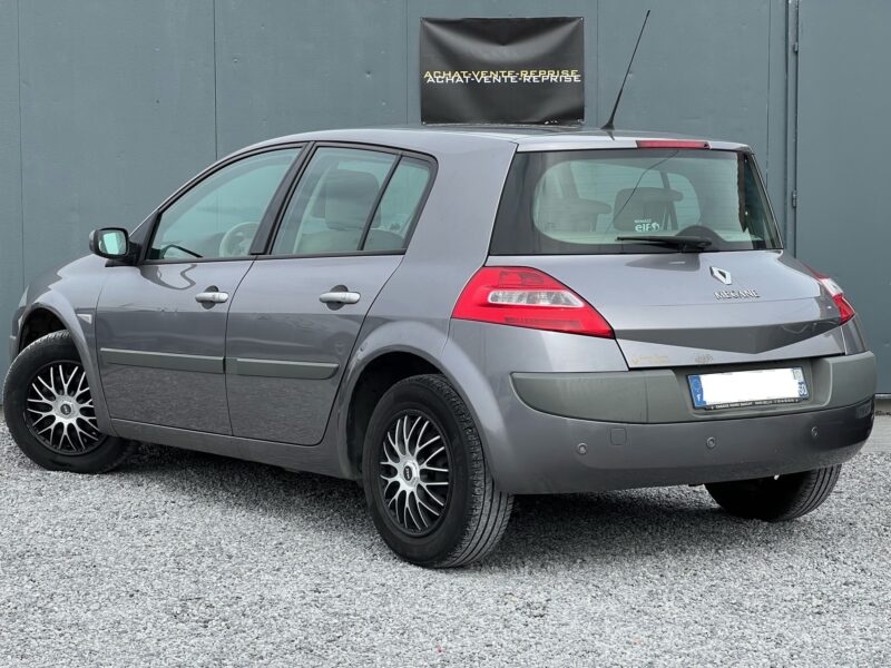 RENAULT MEGANE II 2008